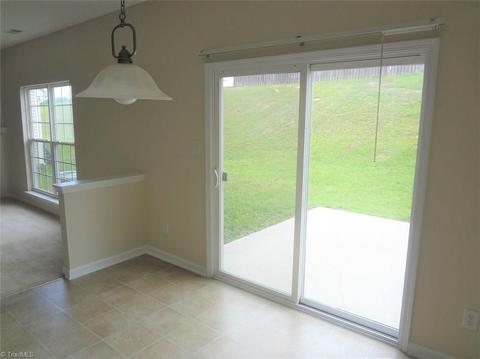 2126 Cliffvale Dr, High Point, NC 27262 photo 9