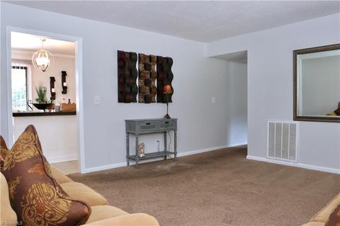 416 Hanover Rd, Graham, NC 27253 photo 10