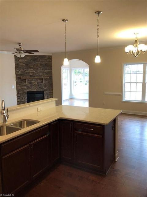 136 Cornmeal Cv, High Point, NC 27265 photo 5