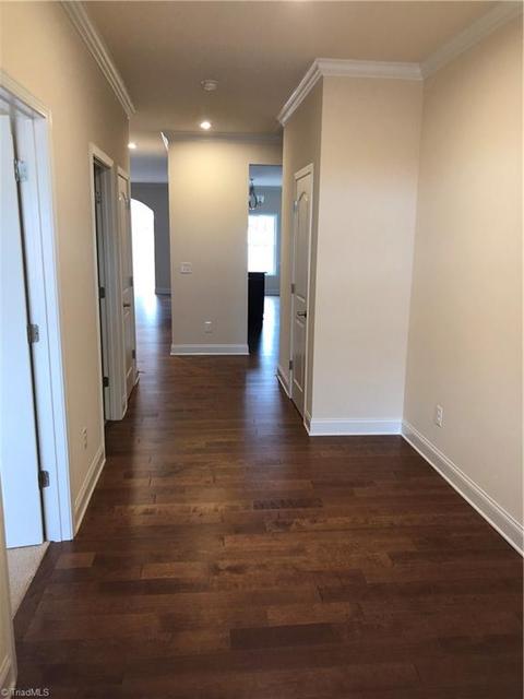 136 Cornmeal Cv, High Point, NC 27265 photo 2