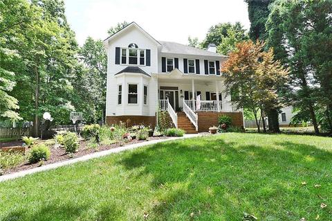 6728 Castleton Dr, Clemmons, NC 27012 photo 1