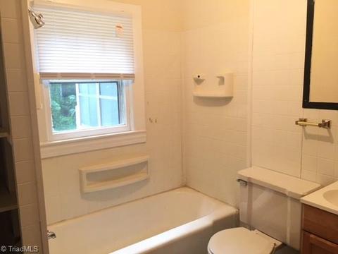 330 Lauten Loop, Madison, NC 27025 photo 10