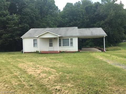 330 Lauten Loop, Madison, NC 27025 photo 1