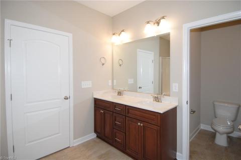 304 Rollingbrook Ct, Clemmons, NC 27012 photo 17