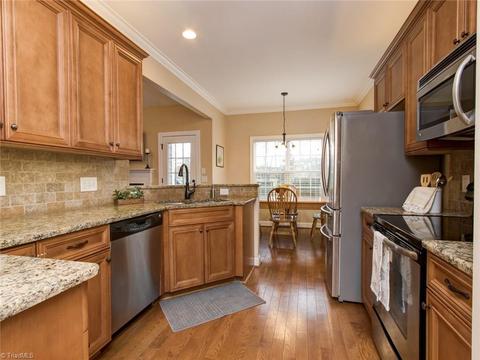 2913 Walbrook Ter, Browns Summit, NC 27214 photo 5