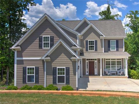 2913 Walbrook Ter, Browns Summit, NC 27214 photo 1