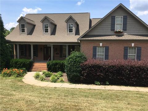 7184 Falcon Way, Trinity, NC 27370 photo 1