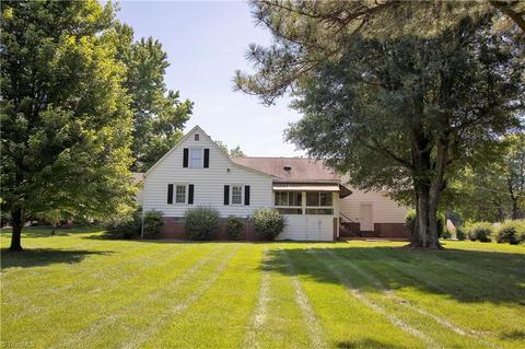 369 Mountainview Rd, King, NC 27021 photo 10