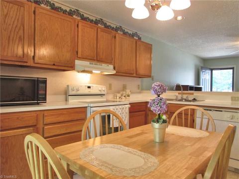804 English Ct, Trinity, NC 27370 photo 7