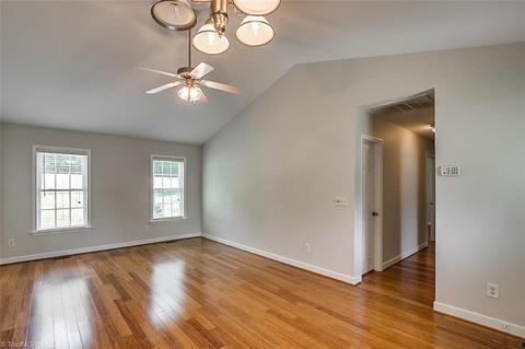 2184 Regency Dr, Randleman, NC 27317 photo 2