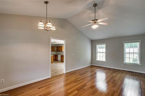 2184 Regency Dr, Randleman, NC 27317 photo 3