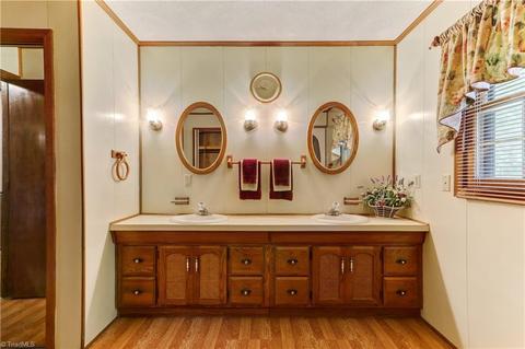 1110 E Stadium Dr, Eden, NC 27288 photo 20