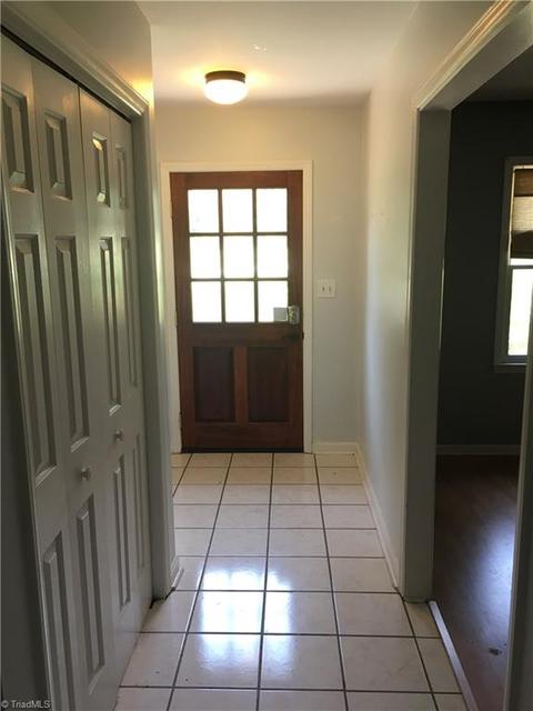 2211 Plainview Dr, High Point, NC 27265 photo 5