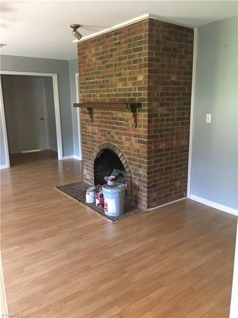 2211 Plainview Dr, High Point, NC 27265 photo 7