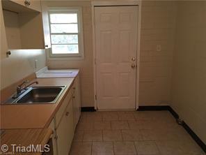 406 W Willis Ave, High Point, NC 27260 photo 2