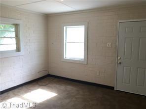 406 W Willis Ave, High Point, NC 27260 photo 4
