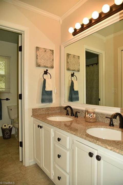 4122 Silver Fox Ct, High Point, NC 27265 photo 11