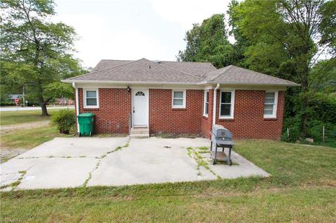 1002 E Fairfield Rd, High Point, NC 27263 photo 7