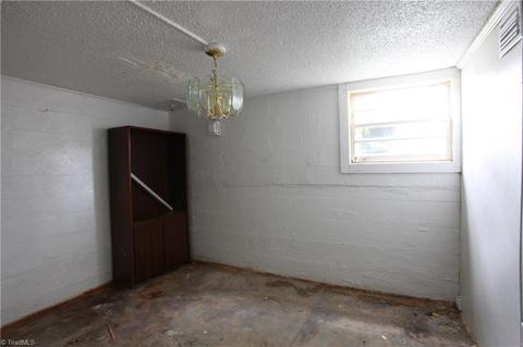 1002 E Fairfield Rd, High Point, NC 27263 photo 22