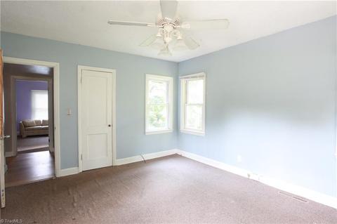 1002 E Fairfield Rd, High Point, NC 27263 photo 16