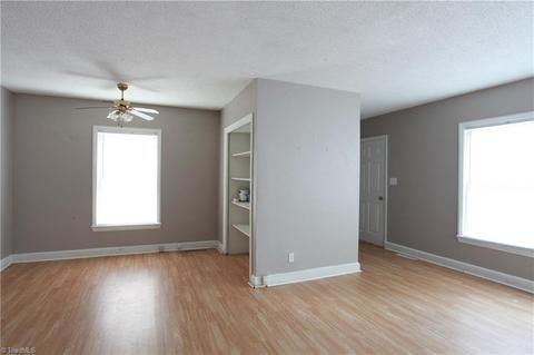 1002 E Fairfield Rd, High Point, NC 27263 photo 11