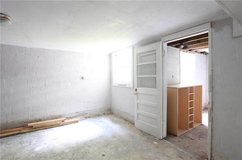1002 E Fairfield Rd, High Point, NC 27263 photo 20
