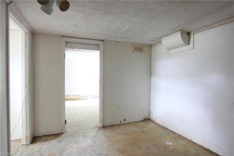 1002 E Fairfield Rd, High Point, NC 27263 photo 18