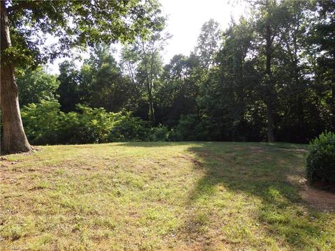 2732 Eagle Point Dr, Trinity, NC 27370 photo 7
