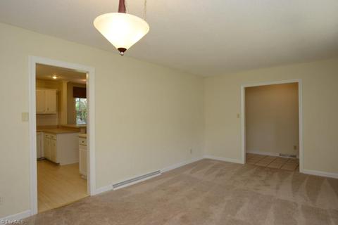 514 Shadybrook Rd, High Point, NC 27265 photo 10