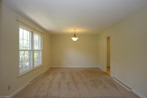 514 Shadybrook Rd, High Point, NC 27265 photo 9