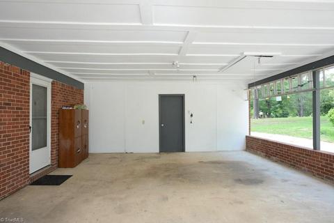 514 Shadybrook Rd, High Point, NC 27265 photo 3