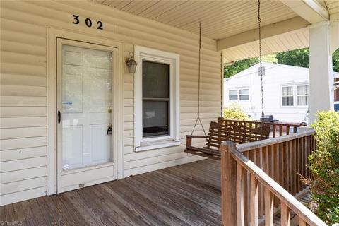 302 Rockspring Rd, High Point, NC 27262 photo 3