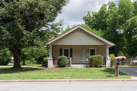 302 Rockspring Rd, High Point, NC 27262 photo 1