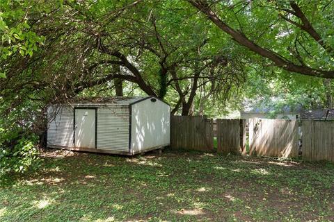 302 Rockspring Rd, High Point, NC 27262 photo 22