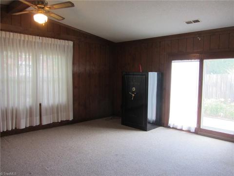404 N 10th Ave, Mayodan, NC 27027 photo 20