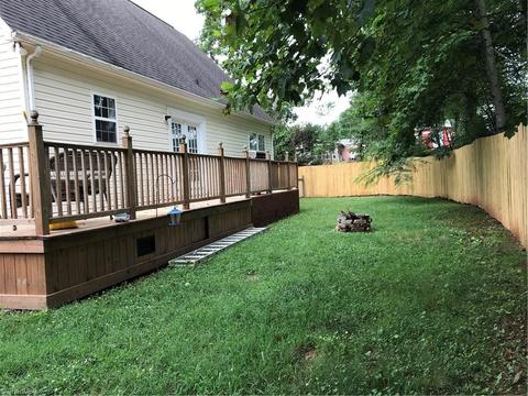 219 Ryan St, Dobson, NC 27017 photo 3