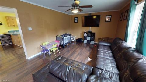 219 Ryan St, Dobson, NC 27017 photo 4