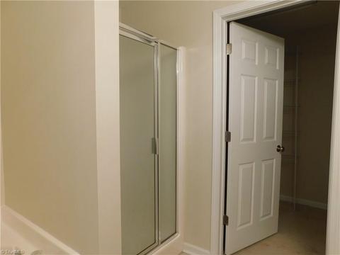 121 Castleton Dr, Thomasville, NC 27360 photo 14