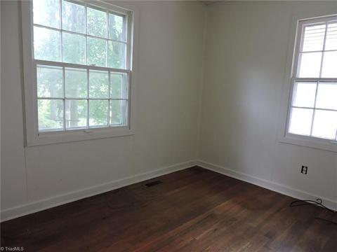 616 Hedrick Ave, High Point, NC 27262 photo 12