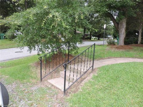 616 Hedrick Ave, High Point, NC 27262 photo 6