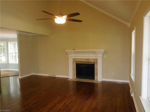199 Covington Dr, Advance, NC 27006 photo 3