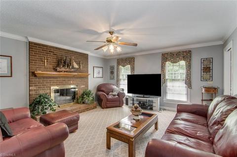 733 Old Mill Rd, High Point, NC 27265 photo 3