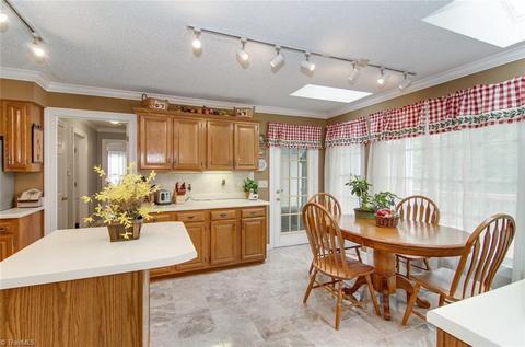733 Old Mill Rd, High Point, NC 27265 photo 7