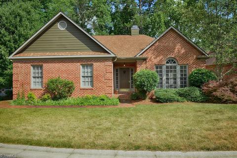 918 Flicker Ln, High Point, NC 27262 photo 1
