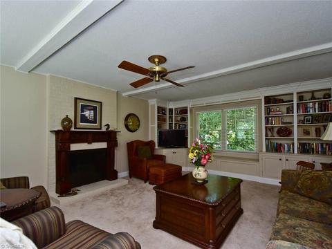 1301 Ashley Ave, High Point, NC 27262 photo 8