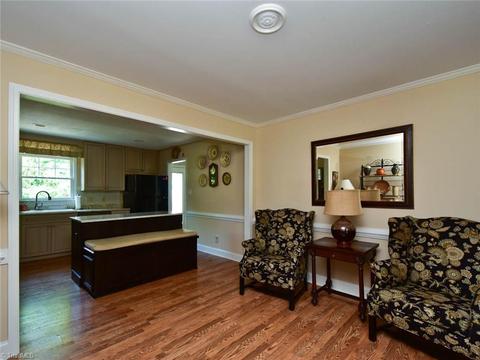 1301 Ashley Ave, High Point, NC 27262 photo 5