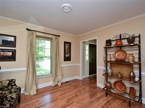 1301 Ashley Ave, High Point, NC 27262 photo 6