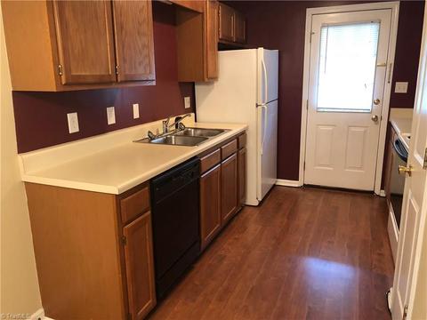 1112 Trinity St #708, Thomasville, NC 27360 photo 3