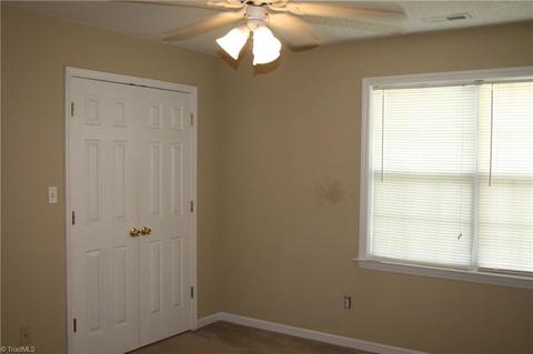 1112 Trinity St #708, Thomasville, NC 27360 photo 6