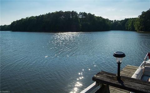 651 Dockside Ter, Denton, NC 27239 photo 2